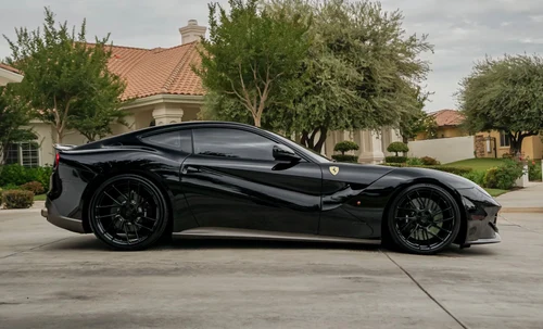 
           
        2014 Ferrari F12berlinetta