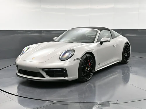 
           
        2022 Porsche 911