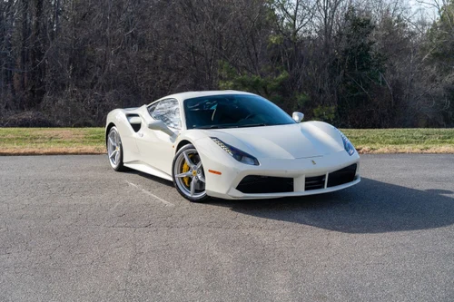 
           
        2017 Ferrari 488 GTB Base