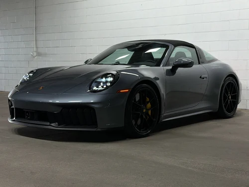 
           
        2026 Porsche 911 4 GTS