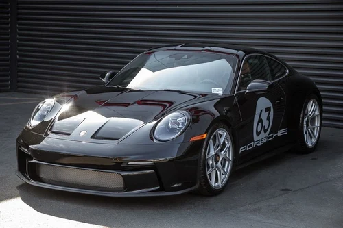 
           
        2024 Porsche 911 S