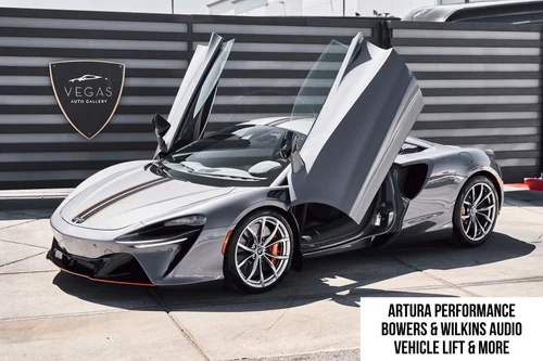 
           
        2024 McLaren Artura Performance