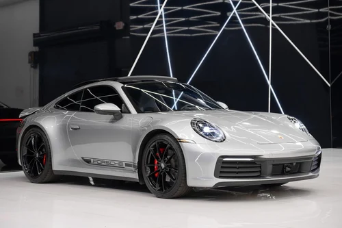 
           
        2024 Porsche 911 Carrera