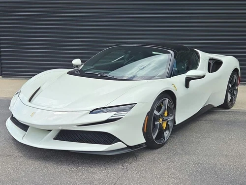 
           
        2024 Ferrari SF90 Spider Base