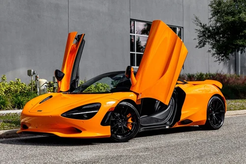 
           
        2026 McLaren 750S Spider