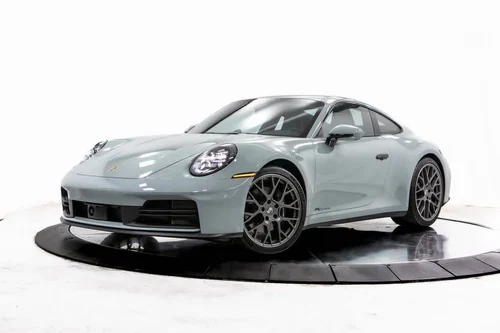 
           
        2025 Porsche 911 Carrera