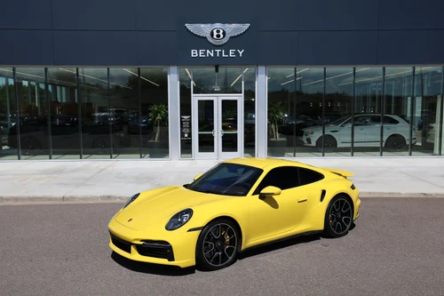 
           
        2022 Porsche 911