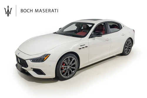 
           
        2022 Maserati Ghibli Modena Q4
