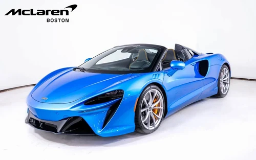 
           New 
        2025 McLaren Artura