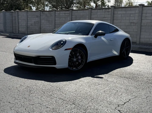 
           
        2024 Porsche 911 Carrera T