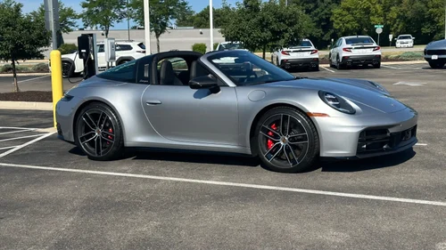 
           
        2026 Porsche 911 4S