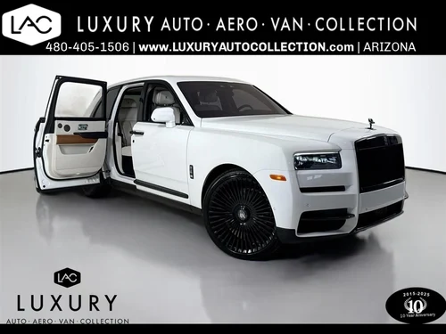 
           
        2021 Rolls-Royce Cullinan 26" Custom Wheels