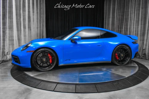 
           
        2022 Porsche 911 Carrera 4 GTS