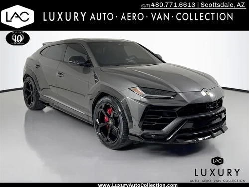 
           
        2021 Lamborghini Urus Carbon Fiber Exterior