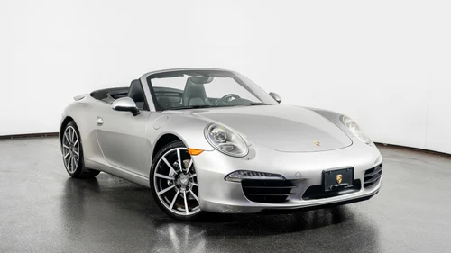 
           
        2013 Porsche 911