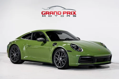 
           
        2024 Porsche 911 Carrera T