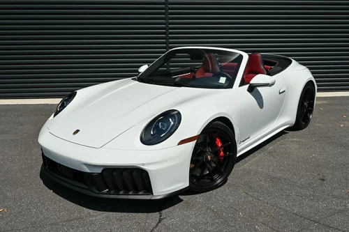 
           
        2025 Porsche 911