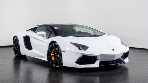 
           
        2015 Lamborghini Aventador