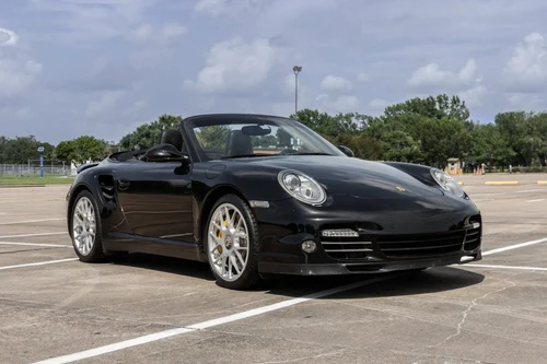 
           
        2011 Porsche 911 Turbo S Cabriolet