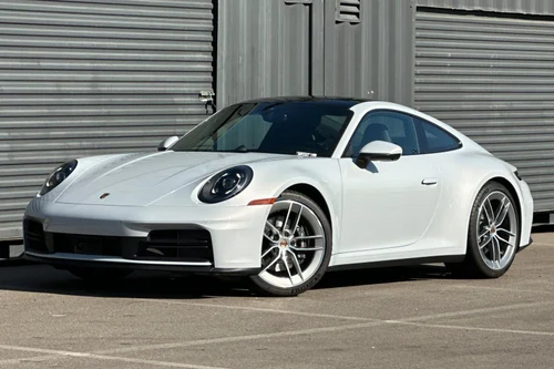 
           
        2025 Porsche 911 Carrera