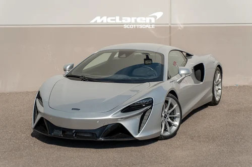 
           
        2024 McLaren ARTURA