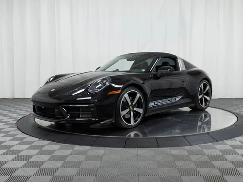
           
        2024 Porsche 911 Targa 4S