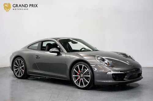
           
        2013 Porsche 911 Carrera 4S