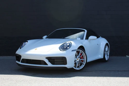 2022 Porsche 911 Carrera 4 GTS