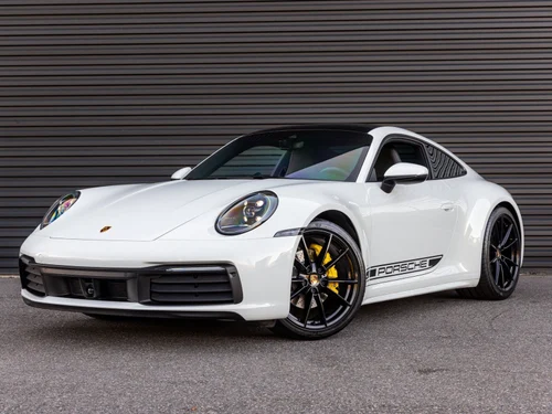 
           
        2020 Porsche 911 Carrera