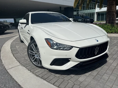 2022 Maserati Ghibli Modena
