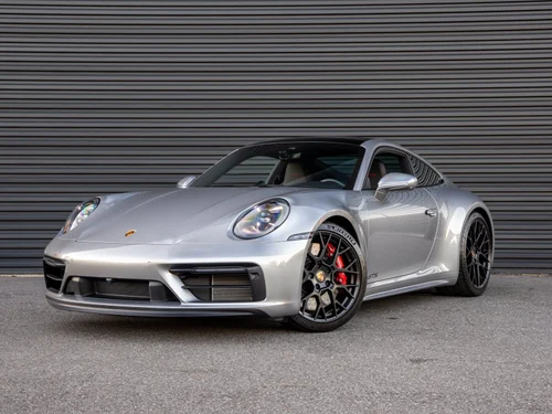
           
        2024 Porsche 911 Carrera GTS