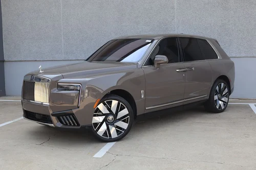 
           
        2026 Rolls-Royce Cullinan Base