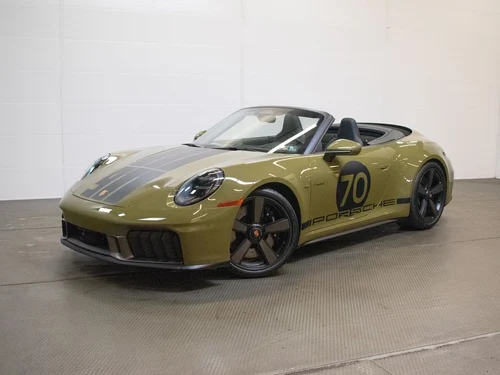 
           New 
        2026 Porsche 911 Carrera 4 GTS