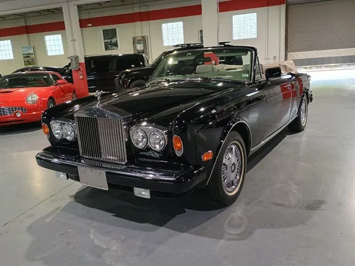 
           
        1988 Rolls-Royce Corniche CONVERTIBLE