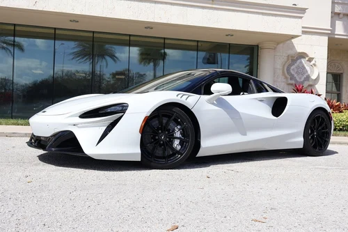 
           New 
        2026 McLaren Artura Base