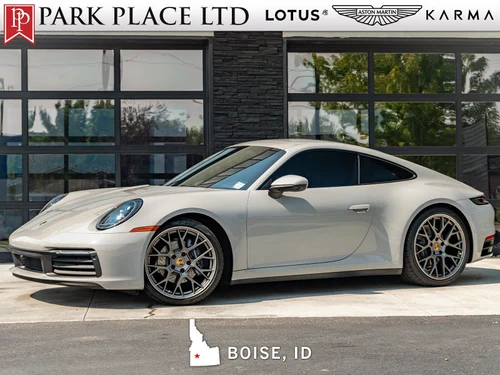 
           
        2021 Porsche 911 Carrera