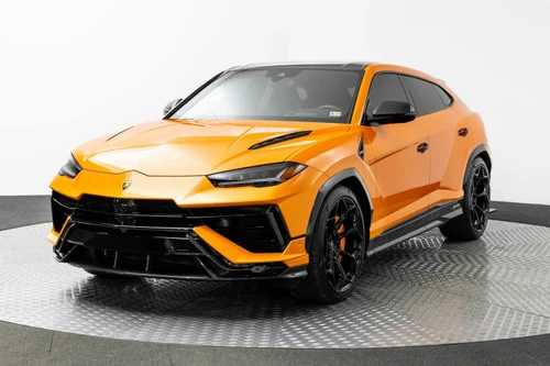 
           
        2024 Lamborghini Urus Performante
