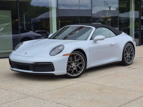
           
        2024 Porsche 911