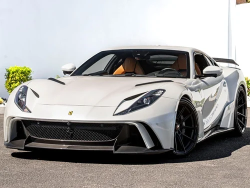 
           
        2020 Ferrari 812 Superfast Base