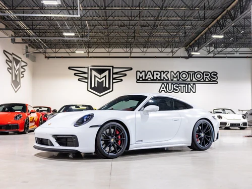 
           
        2023 Porsche 911