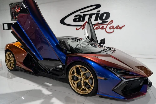 
           
        2025 Lamborghini Revuelto