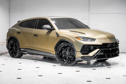 
           
        2024 Lamborghini Urus Performante
