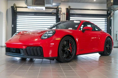 
           
        2025 Porsche 911 Carrera GTS