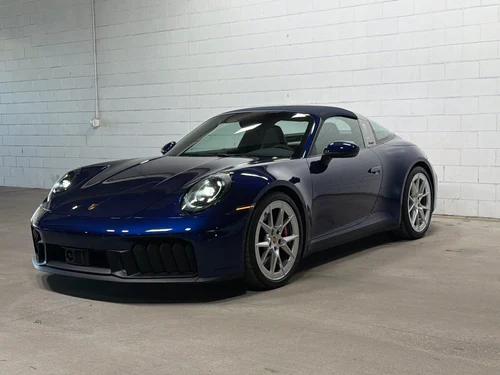 
           
        2026 Porsche 911 4 GTS