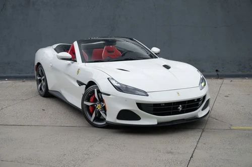 
           
        2023 Ferrari Portofino M Base