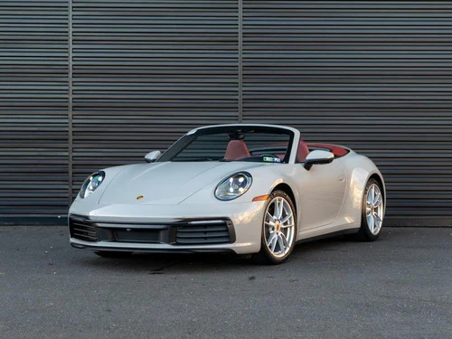 
           
        2021 Porsche 911 Carrera