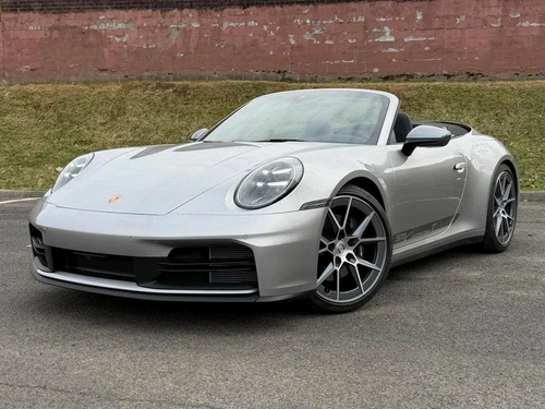 
           
        2025 Porsche 911 Carrera T