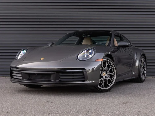 
           
        2024 Porsche 911 Carrera