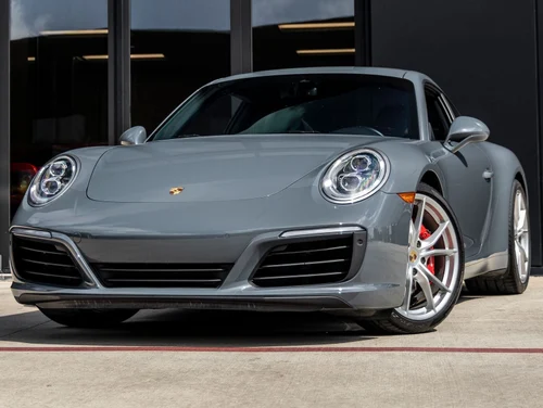 
           
        2018 Porsche 911 Carrera S