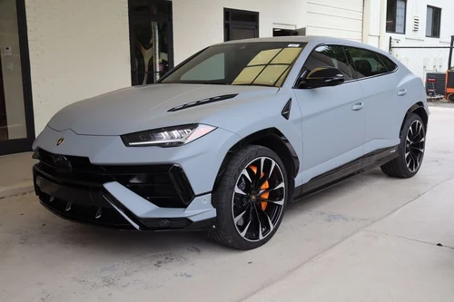 
           
        2024 Lamborghini Urus S